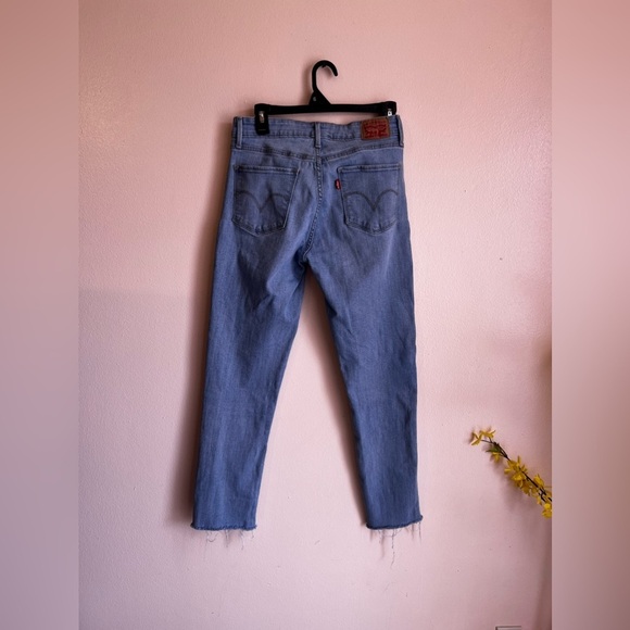 Levis Straus Co. Mid Rise Skinny ligth blue Jeans Womens Size 29 jeans pocket - Picture 6 of 16